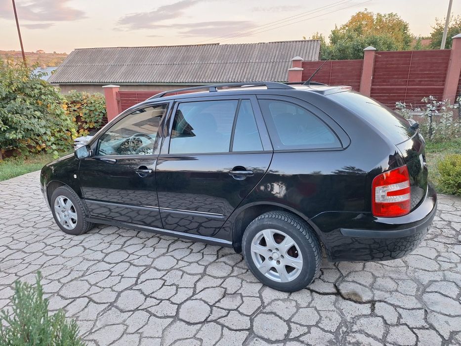 SKODA Fabia 2008 — imagine 3