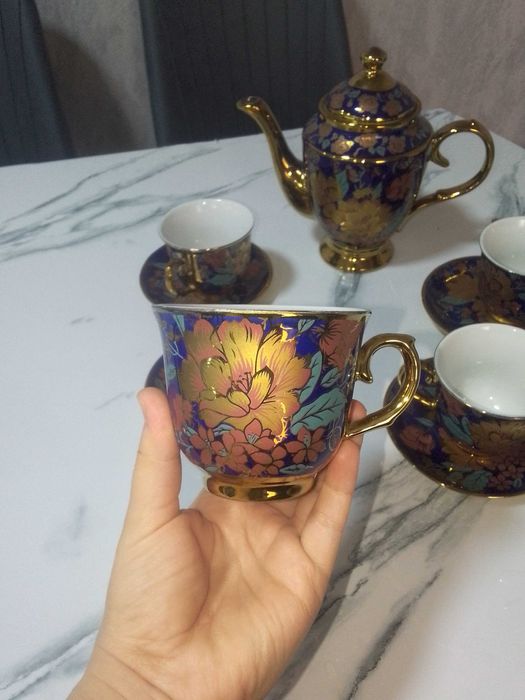 Чайный сервиз сотилади