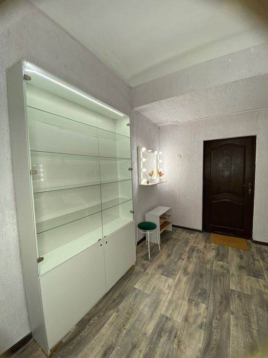 Продам стол стул зеркало