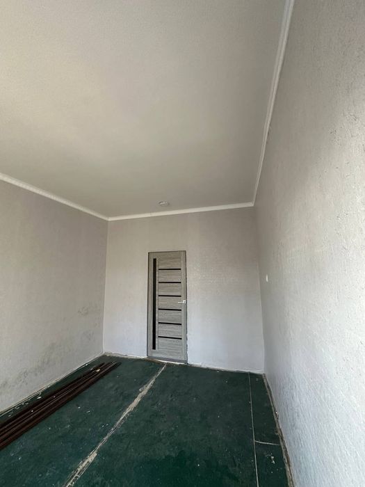 Uy sotiladi 2 xona 57 kvadrat