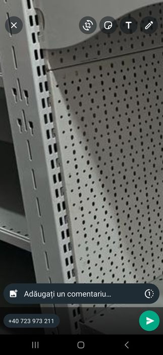 Rafturi de magazin cu agatatori spatare perforate