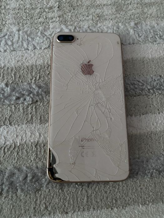 Айфон 8+ жагдайы жаксы