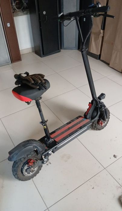 Продам электро самокат