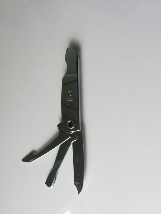 Дамски несесер-лек и удобен