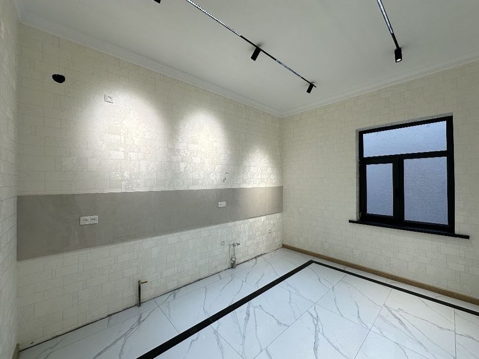 Сугдиена махалля Сергели продается коттедж по срочной цене