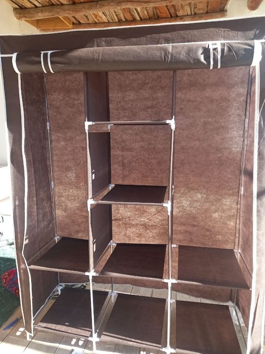 Buyumlar uchun shkaf