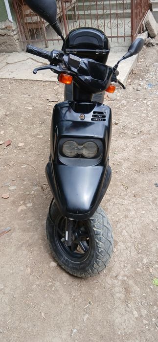 Scutre yamaha boster de vânzare sau schimb cm 80 sau la schimb pe yamaha ovetto