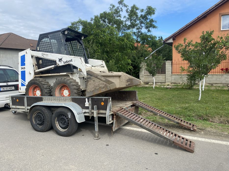 Vand remorca pentru utilaje de 3000 kg