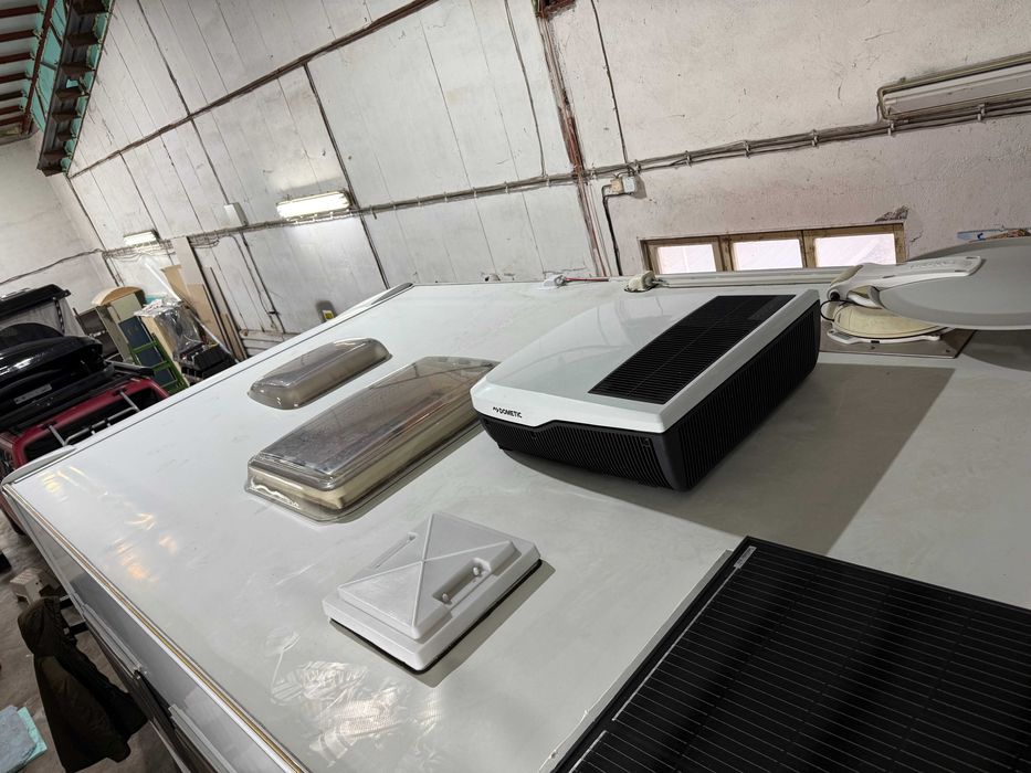 Сервиз за кепмпъри и каравани