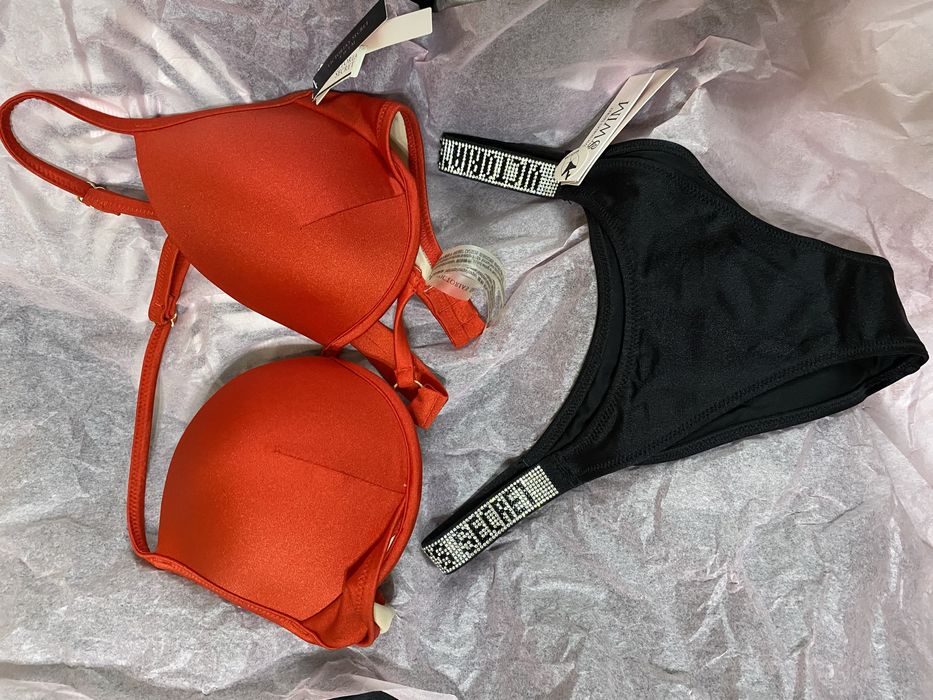 Продам новый купальник