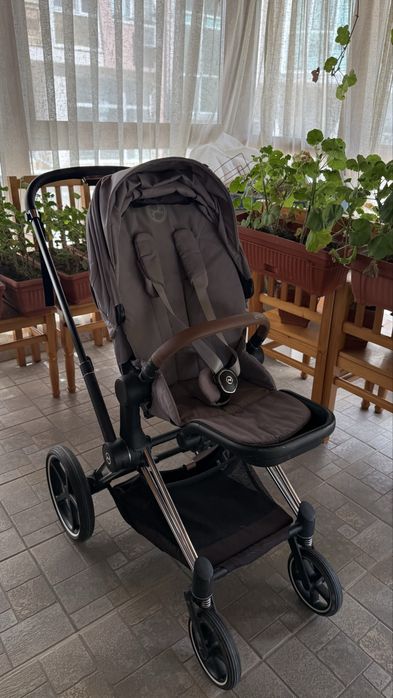 Cybex Priam 4 Lux Manhattan grey Plus