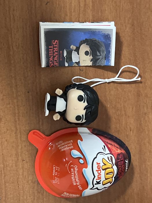 Фигурки очень странные дела