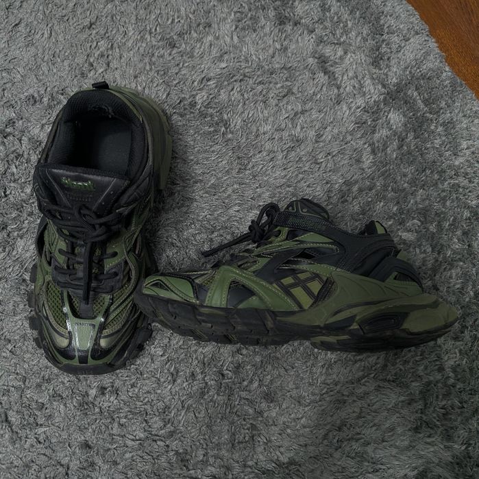 продам Balenciaga track 2 hickey