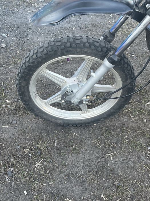 Продам яки 200 торг присуцтвует