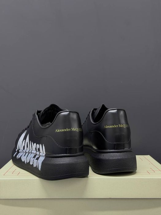 Adidasi Alexander Mcqueen noi !!! Marimi 40/44 !!!