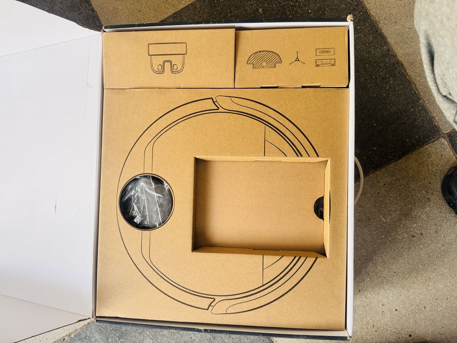 Прахосмукачка робот Ecovacs Deebot Ozmo 930