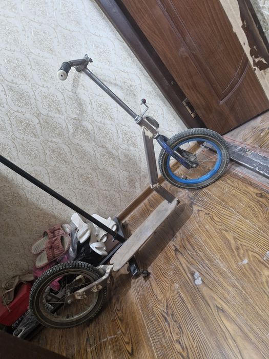 Самокат. Железный.