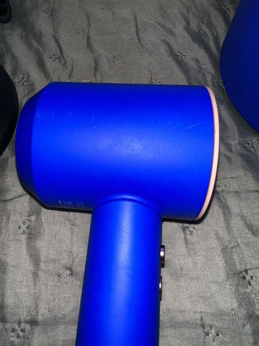 Dyson supersonic Blu blush