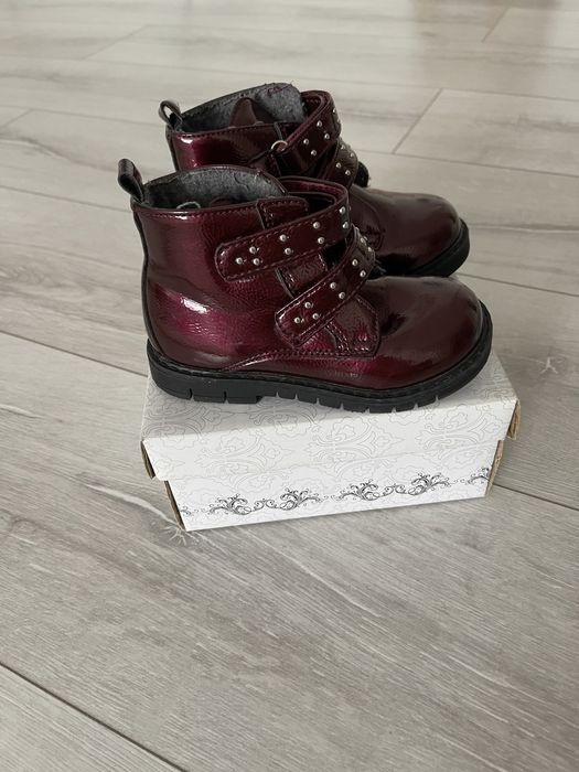 Ботиночки для девочек весна-осень рр 24