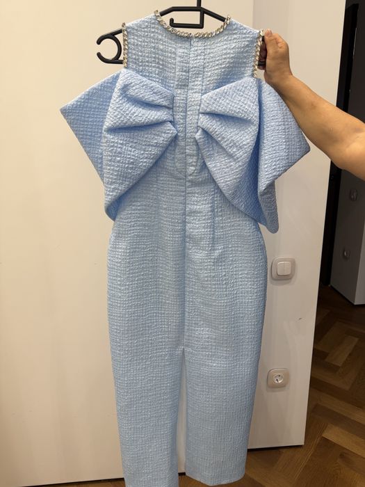 Платье бренда Malli