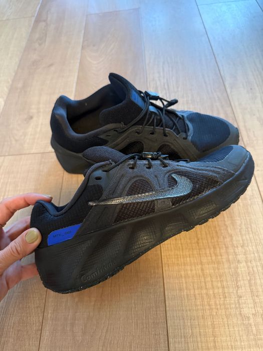 Vand adidasi Nike, pentru baieti, marime 39