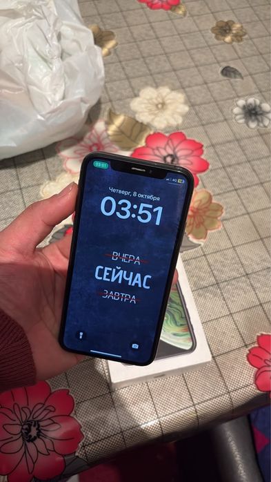 Iphone xc идеальном состянием