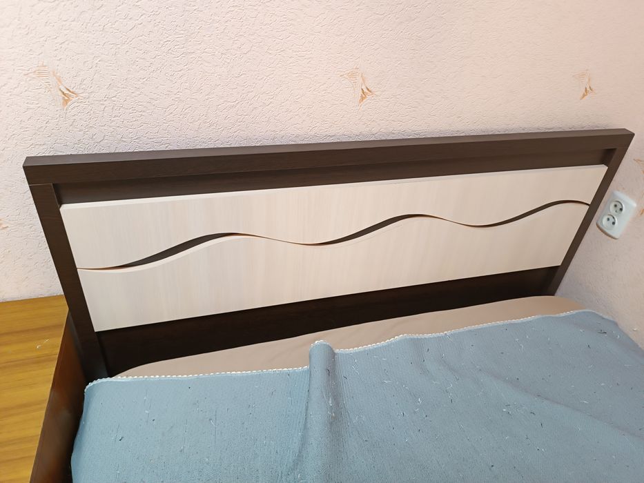 Продам кровать 130х200