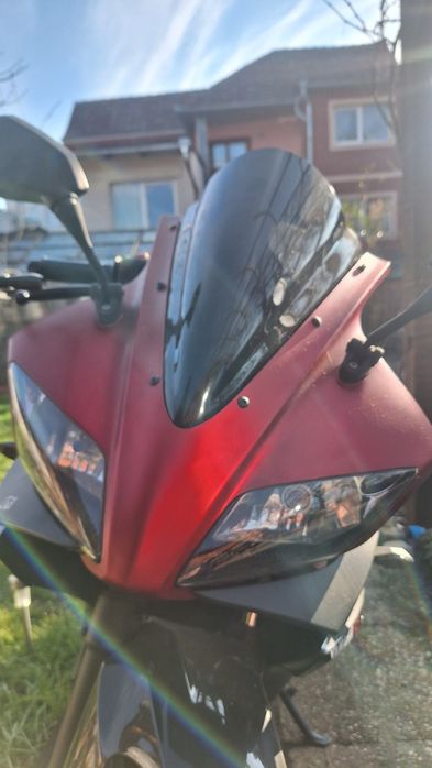 Vând Yamaha YZF 125
