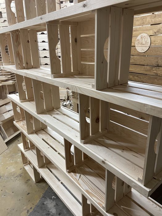 Дървен сглобяем стелаж/рафт от щайги за магазини