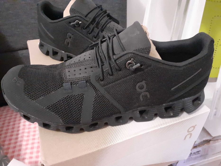 On cloud-pantof sport Swiss 40