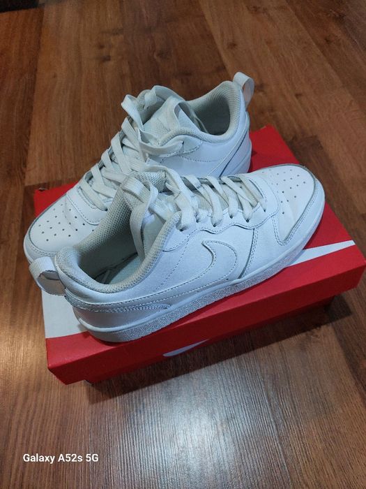 Adidasi nike dama
