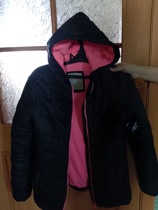 Весенняя куртка,производство Турция,разм 44 46