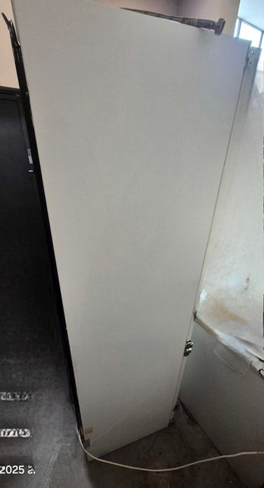 Продавам хладилник LIEBHERR Premium Plus BioFresh No Frost