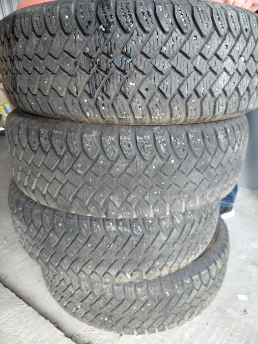 Продам резину зимнию