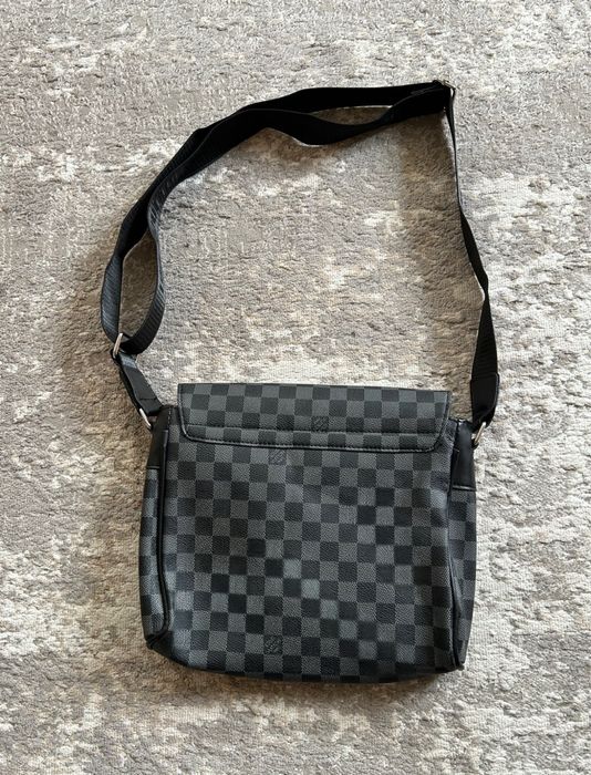 Louis Vuitton чанта