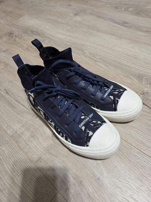 Tenesi, Sneakersi Christian Dior nr 38, dar se potrivesc pt max 37,5 c