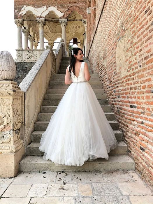 Vand Rochie de Mireasa Rosa Clara model Aida