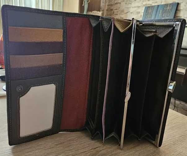 Голям кожен портфейл - естествена кожа