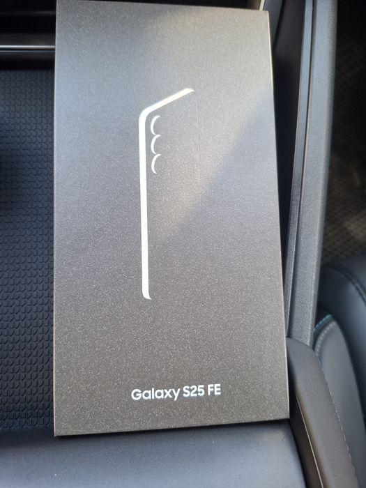 Samsung Galaxy S25 FE