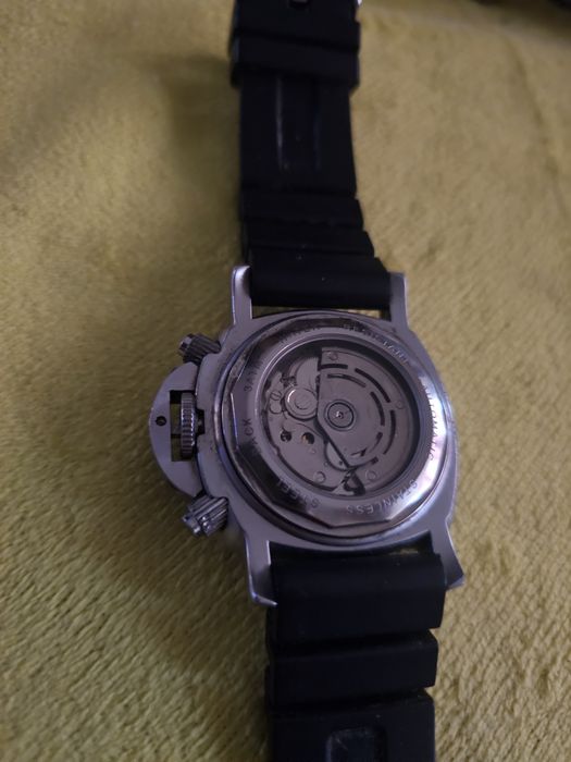 Vand ceas automatic
