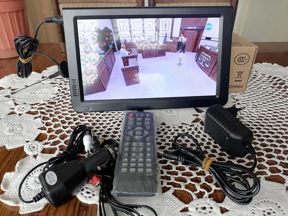 Продавам чисто ново  ТВ NWOX 10.1'' за кола и дома