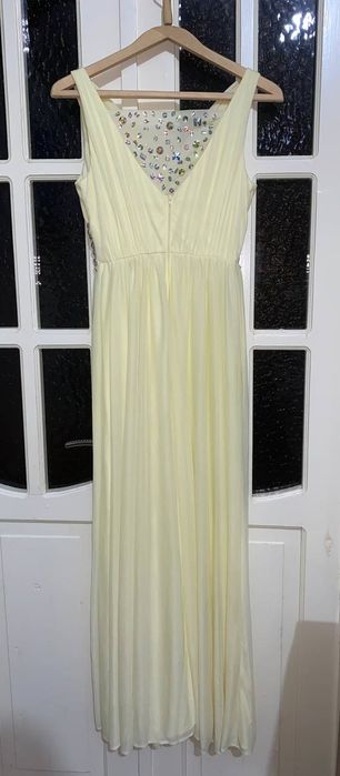 Женское вечернее платье