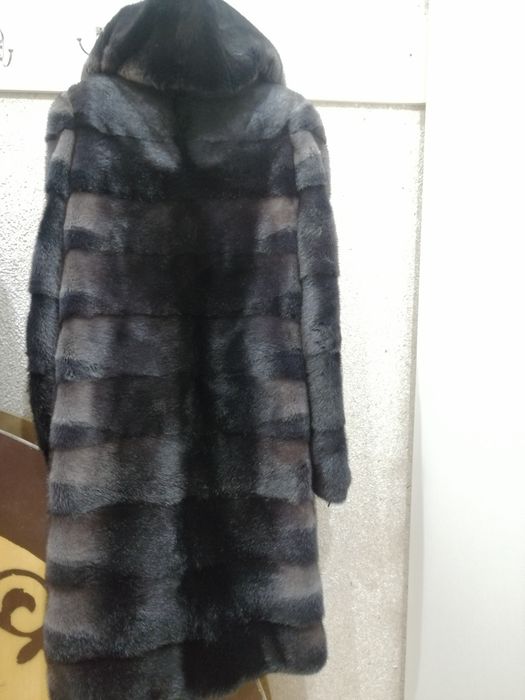 Продам норковую шубу