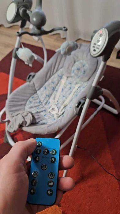 Leagan electric 2in1 Wunderkid Stars cu telecomanda - stare foarte bun