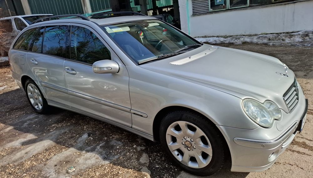 Vând mercedez  din 2004