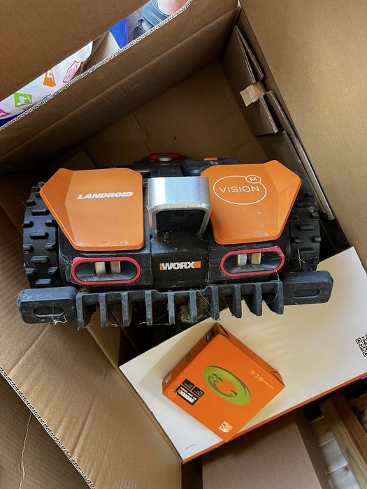 Robot de tuns gazon Worx Landroid Vision M600