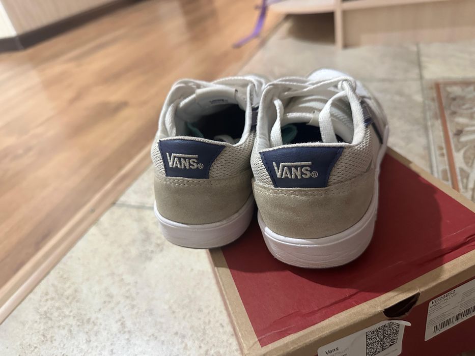 Кеды женские Vans lowland cc