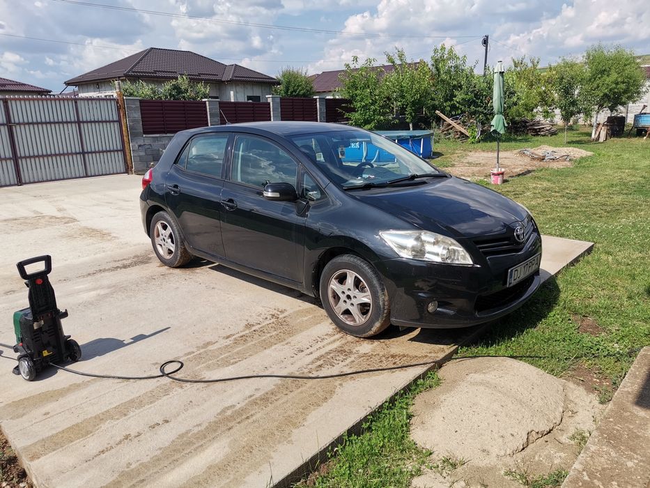 TOYOTA Auris 2012 — imagine 3