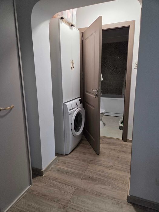 Direct proprietar vand apartament