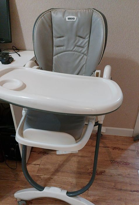 Срочно продается стол для кормление